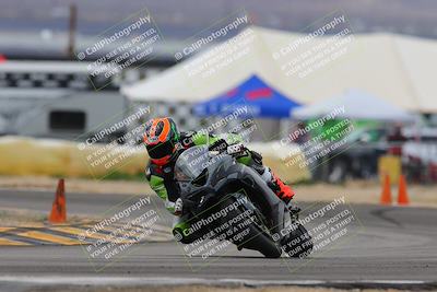 media/Jan-15-2023-SoCal Trackdays (Sun) [[c1237a034a]]/Turn 2 Set 2 (1155am)/